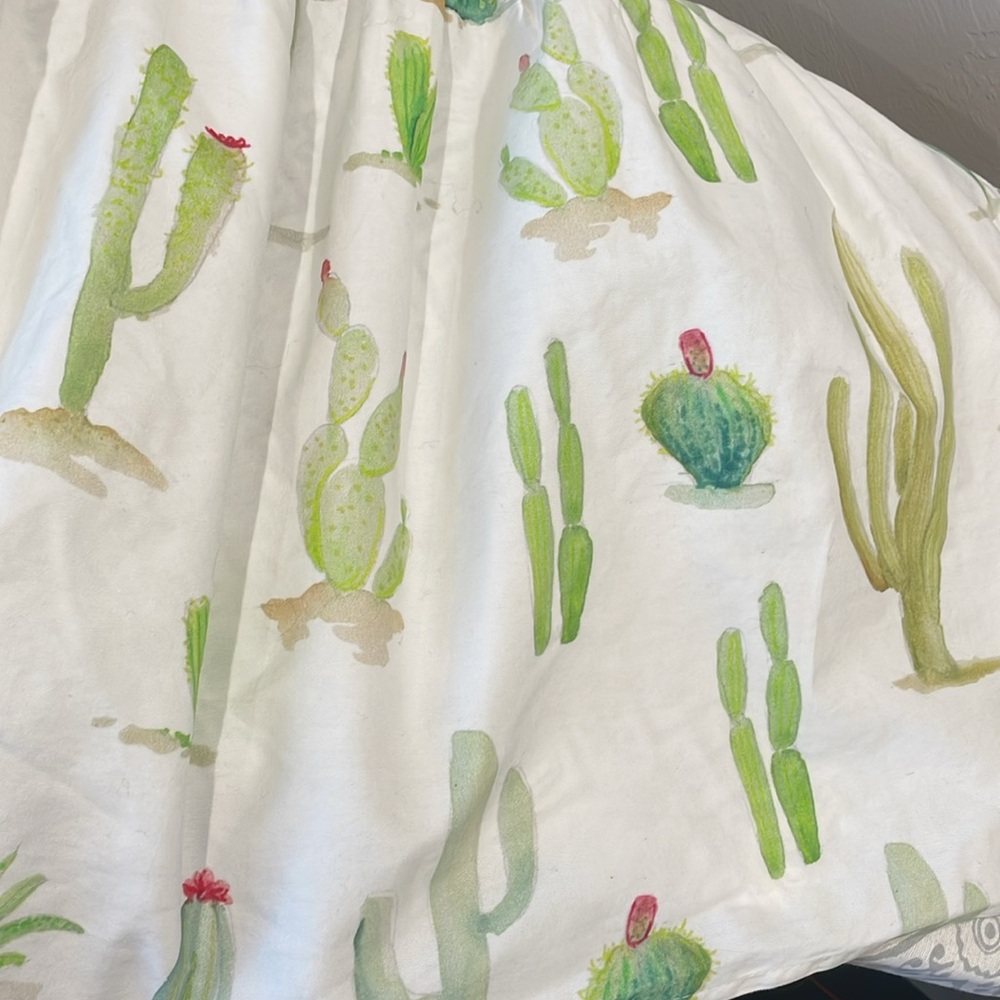 Carousel Design Dust Ruffle  (17” ruffle)